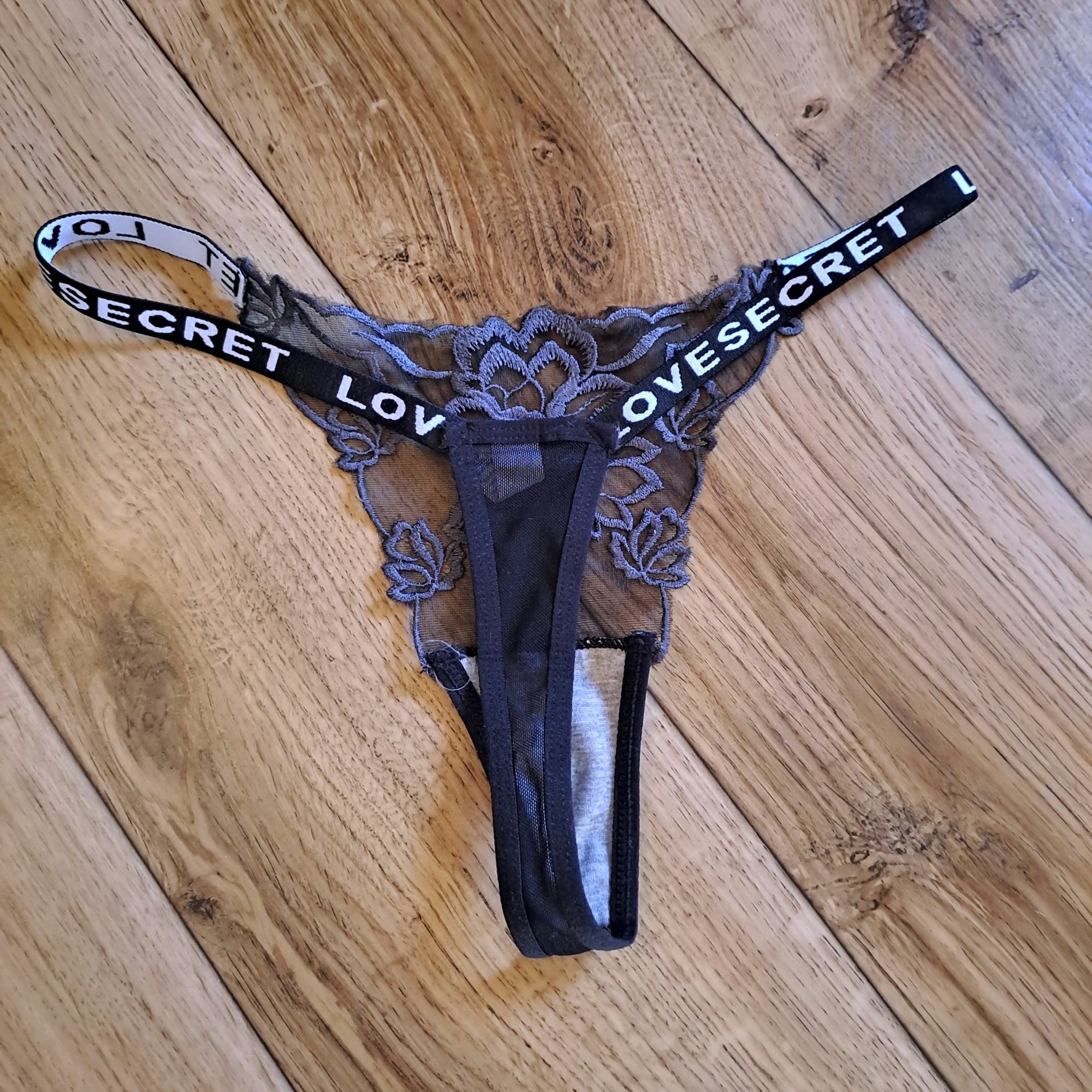 Stringi nowe rozm s