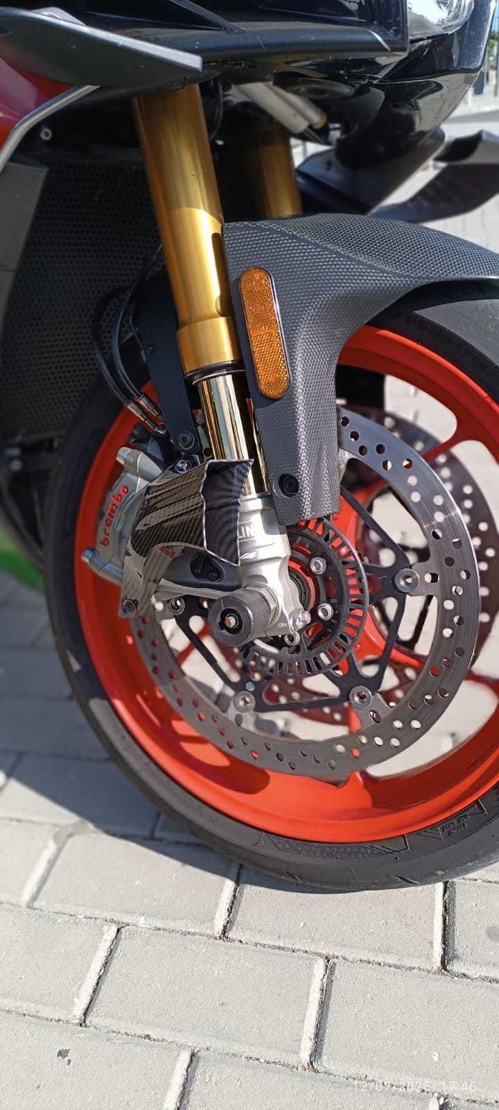 Aprilia rsv4 1100cc tuono factory