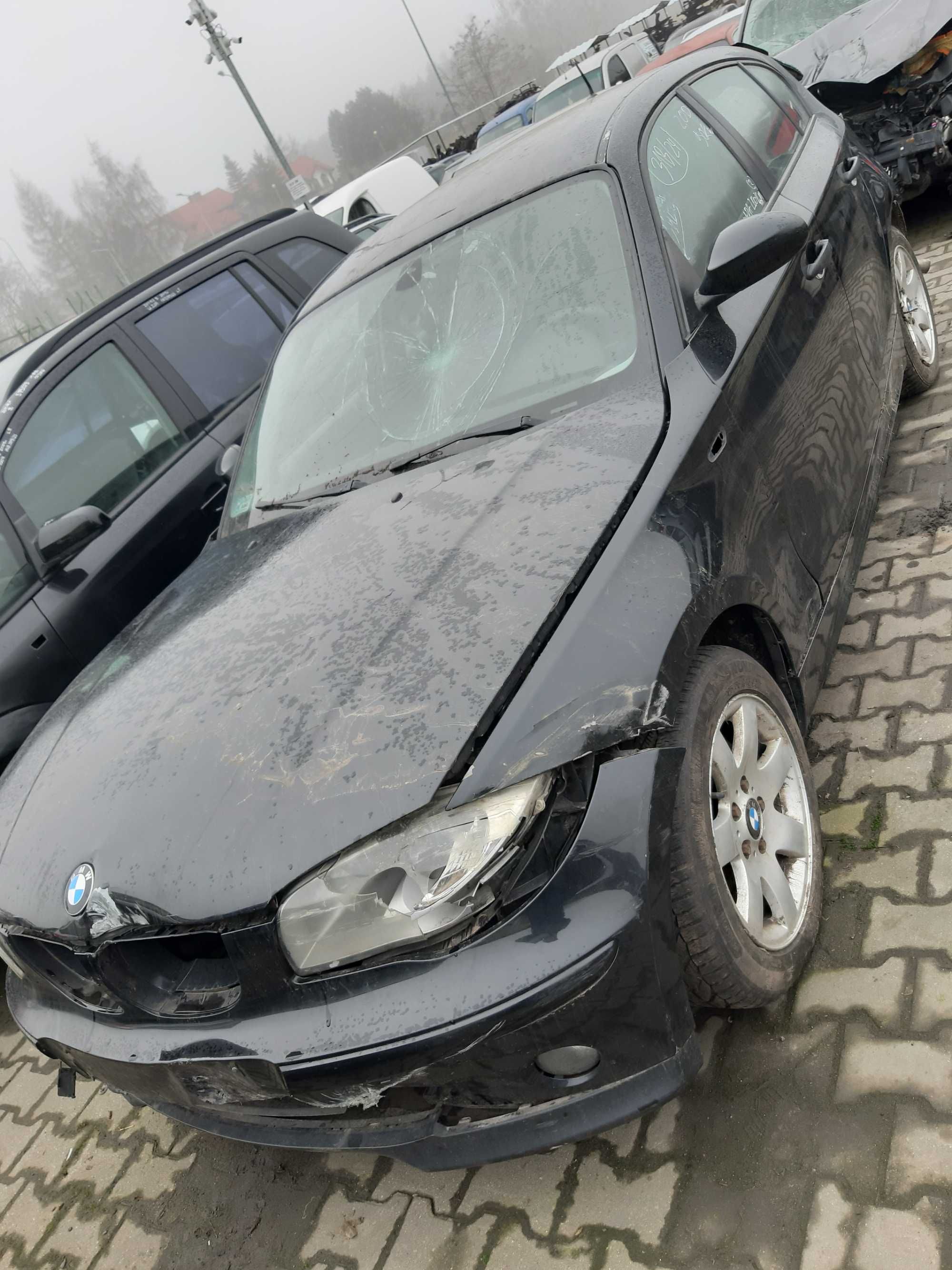 BŁOTNIK BMW 1 E87 BLACK SAPPHIRE 475/9 drzwi zderzak lampa klapa