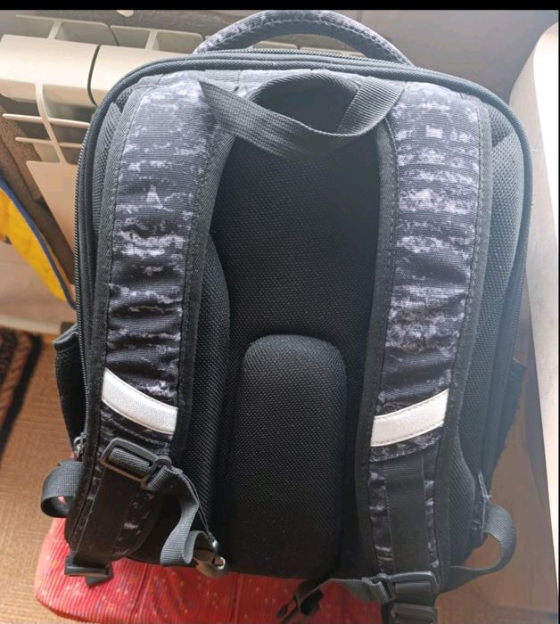 Продам школьный рюкзак