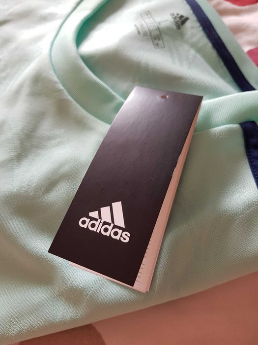 T Shirt Adidas Turquesa