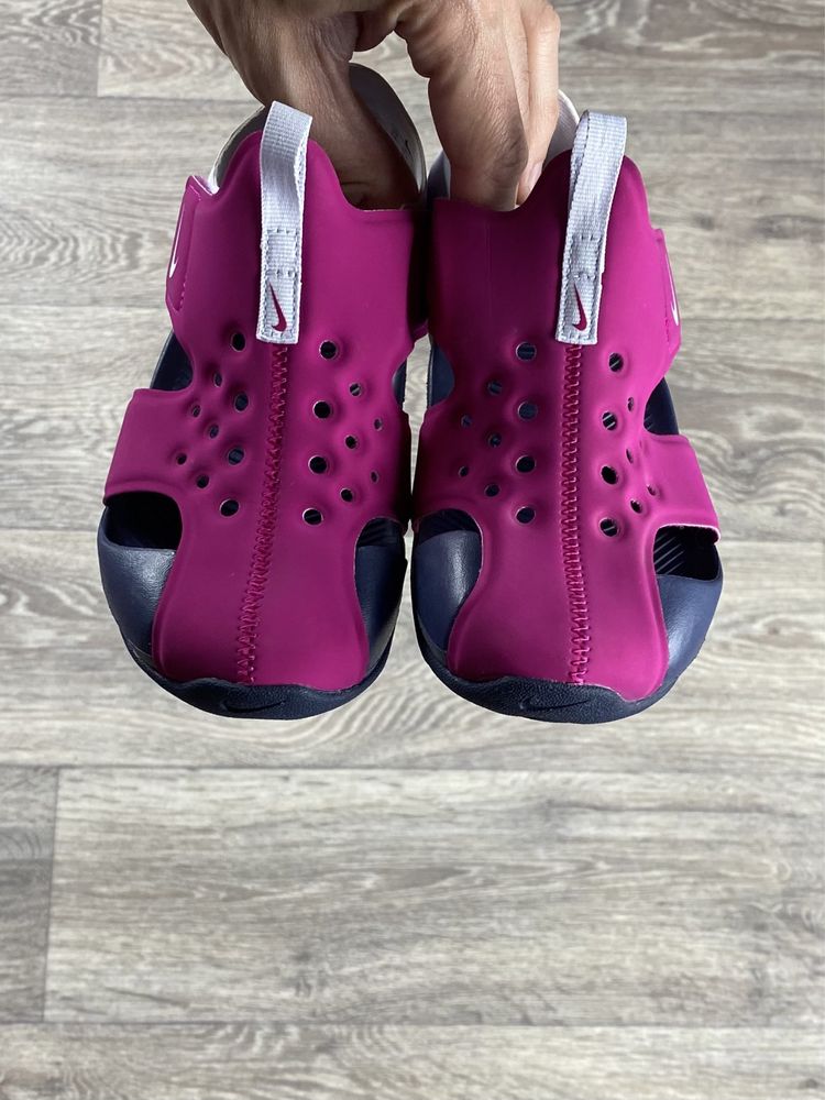 Nike sunray protect сандали 31 размер новые детские розовые оригинал