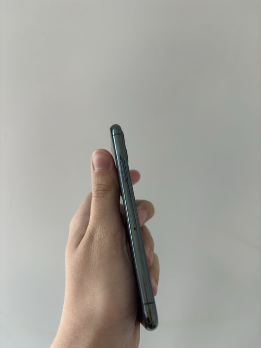 Продам iPhone 11 pro