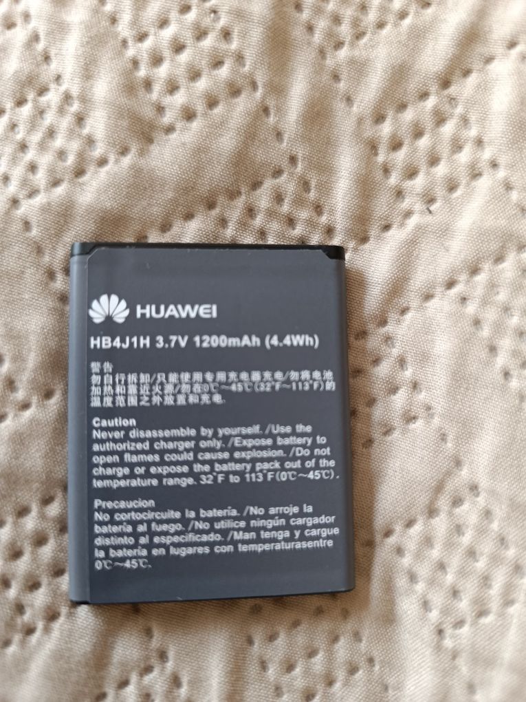 CDMA телефон Huawei C8150