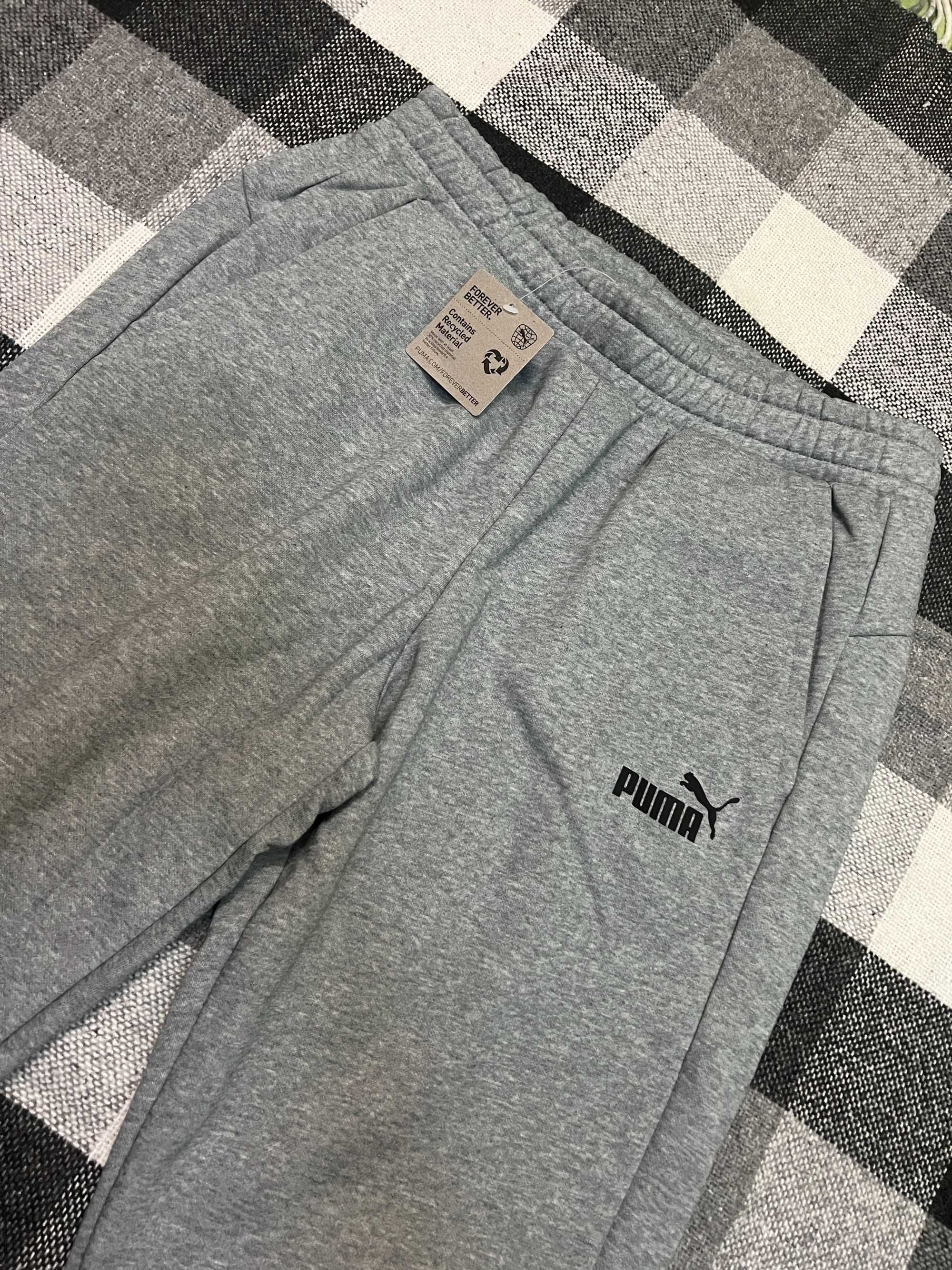 Сірі чоловічі штани puma essentials logo men's pants нові оригінал