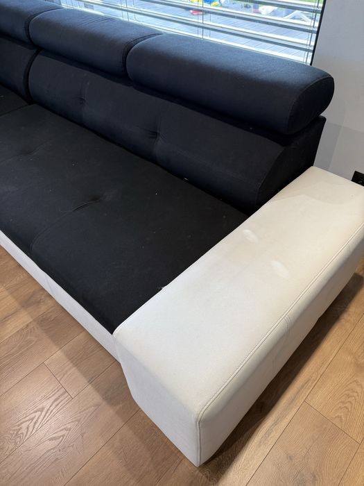 Kanapa narożna z funkcją spania