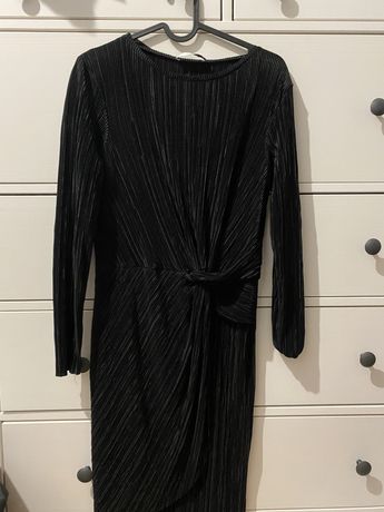 Sukienka mango S czarna plisowana