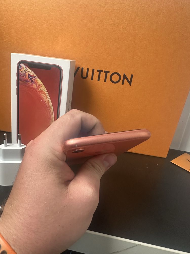 iPhone XR 64 Gb мобільний телефон
