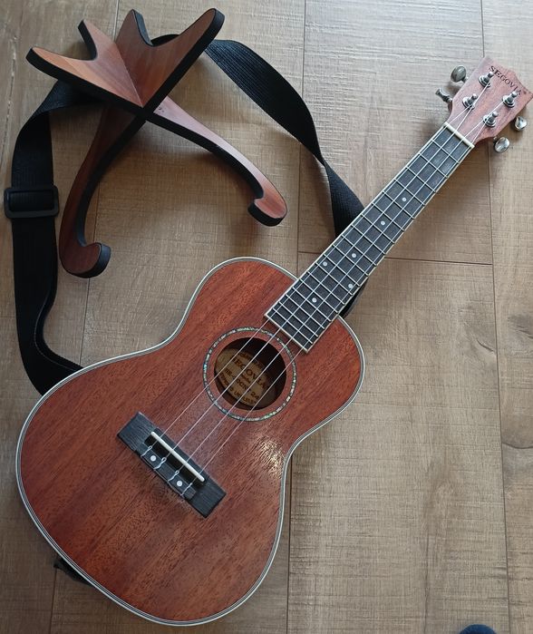 Ukulele SEGOVIA SE-20CNT 24