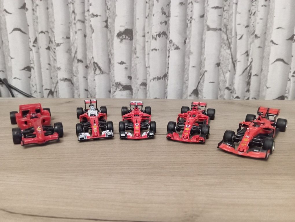 Kolekcja modeli Ferrari F1 w skali 1:43
