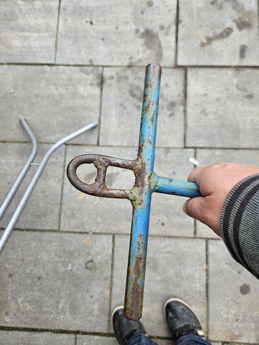 Wózek transportowy ogrodowy do roweru na działkę