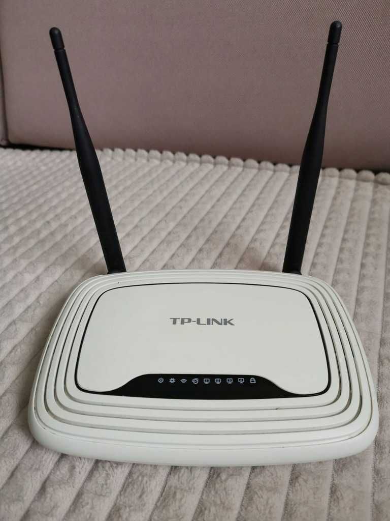 Router TP-LINK TL-WR841N