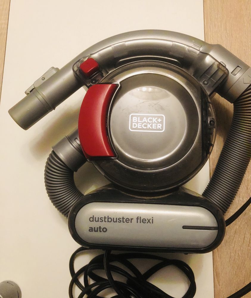 Adpirador Black + Decker de 12v para carro