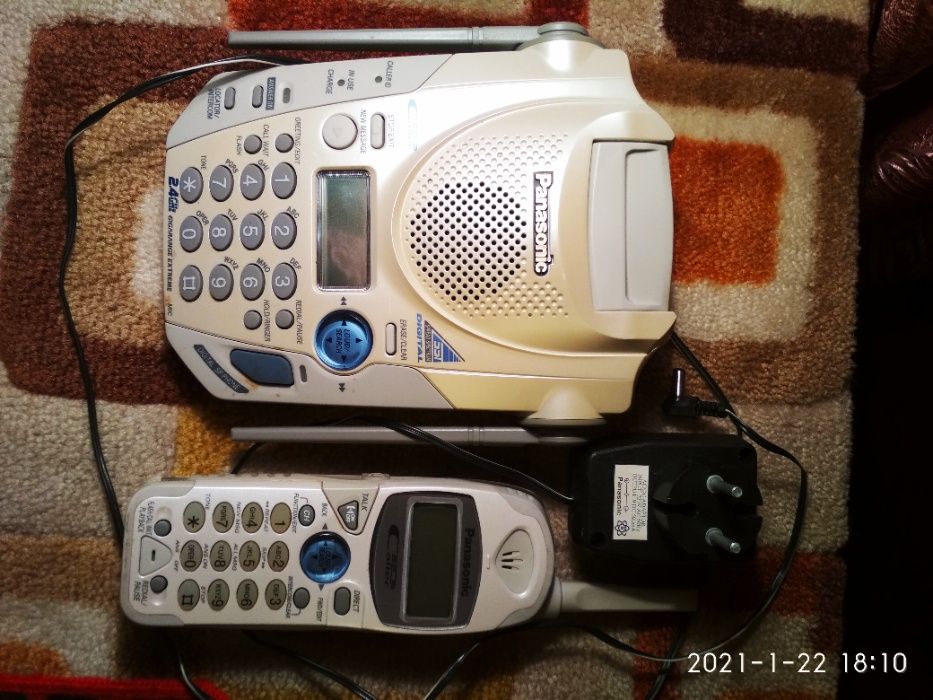 Радиотелефон(цифровой) Panasonic KX-TG2583W с автоответчиком.