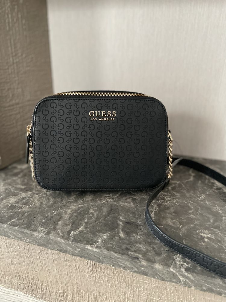 Продам нову сумочку Guess