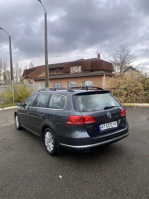 Volkswagen Passat B7 2011 1.6TDI хорошее состояние