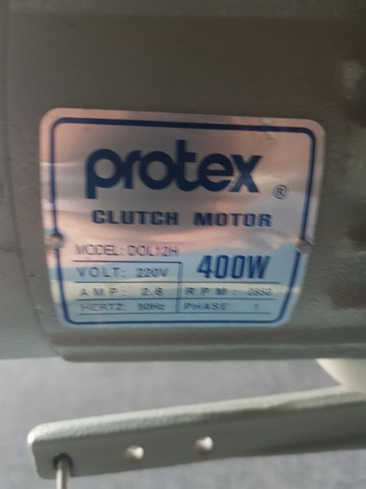 Продам промислову швейну машинку VELLES