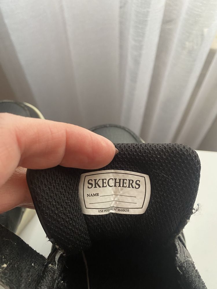 Дуже круті кеди кросівки Skechers