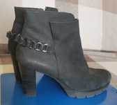 Buty damskie 39 kozaki butki