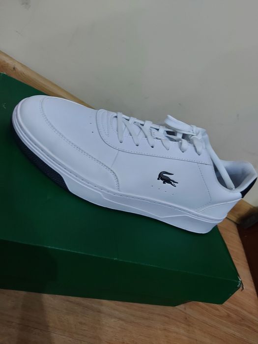 Lacoste
Sneakersy Court Pro 7-50SMA0073 Biały rozm46