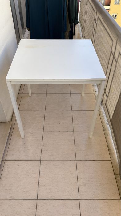 Mesa de cozinha modelo VIHALS (IKEA)
