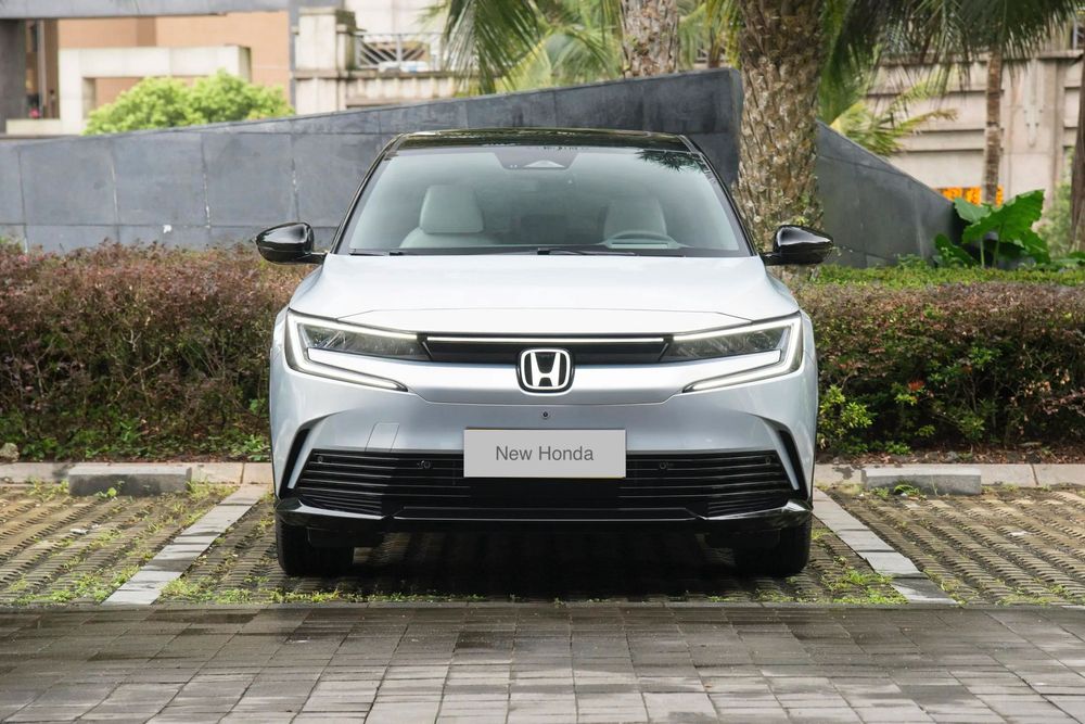 Нова Honda eNP2 без пробігу