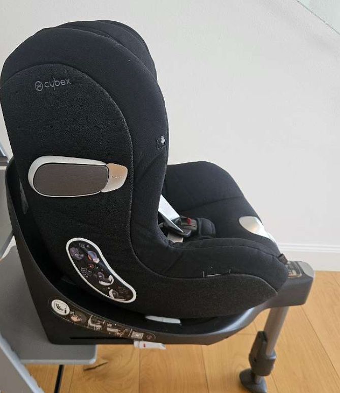 Cybex Sirona Z i-Size Plus з  базою