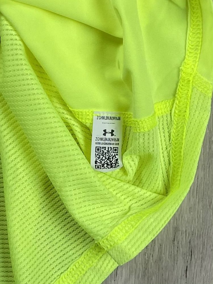 Under armour футболка XL размер подростковая спортивная оригинал