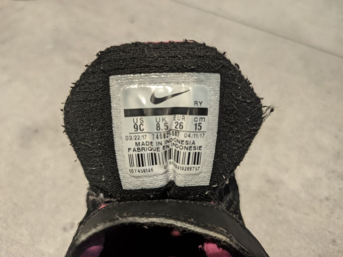 Trampki, adidasy, buty Nike dziecięce, czarno różowe, rozmiar 26