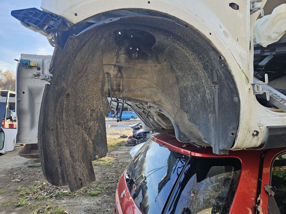 Fiat Sedici Suzuki sx 4 nadkole lewe przód