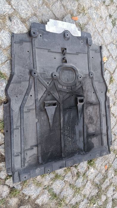 Blindagem motor proteção Mercedes w247 w177 w447