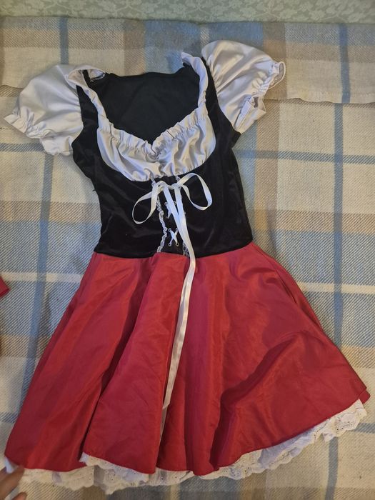 Сукня/костюм червоної шапочки