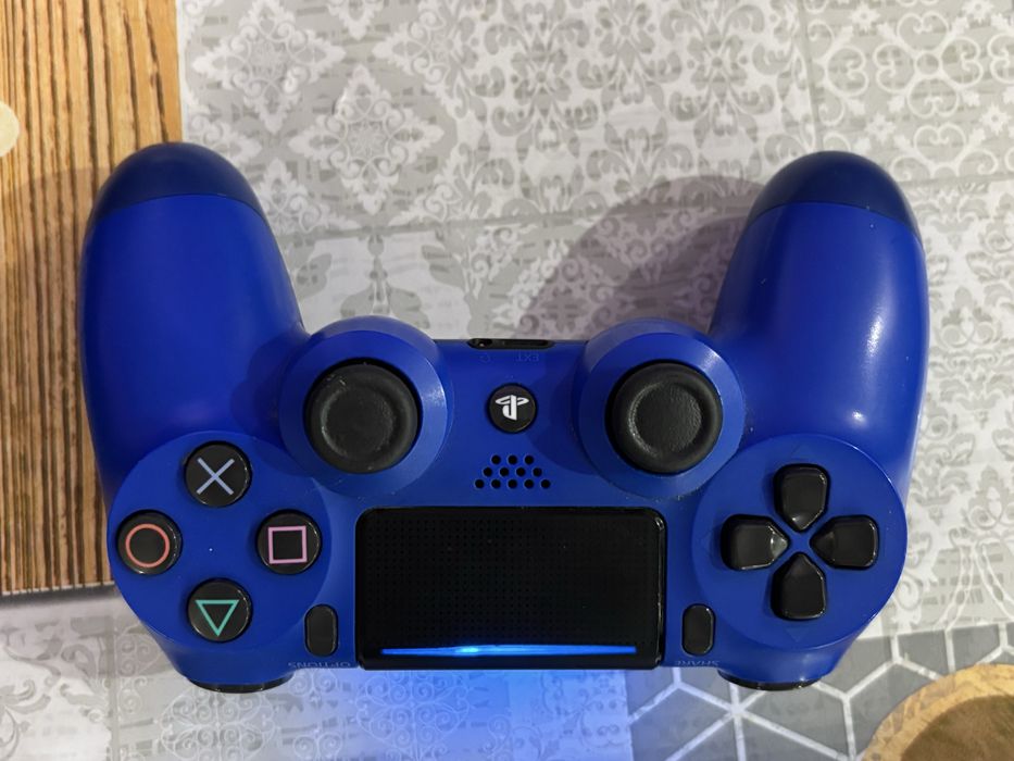Playstation 4 pro 1tb pad gry duzy zestaw super stan