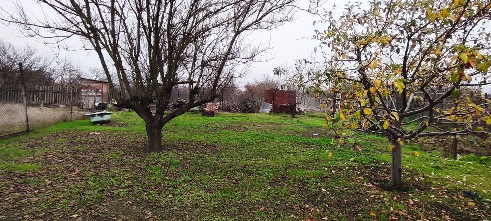 Продам дачу, участок 6 сотих з будиночком