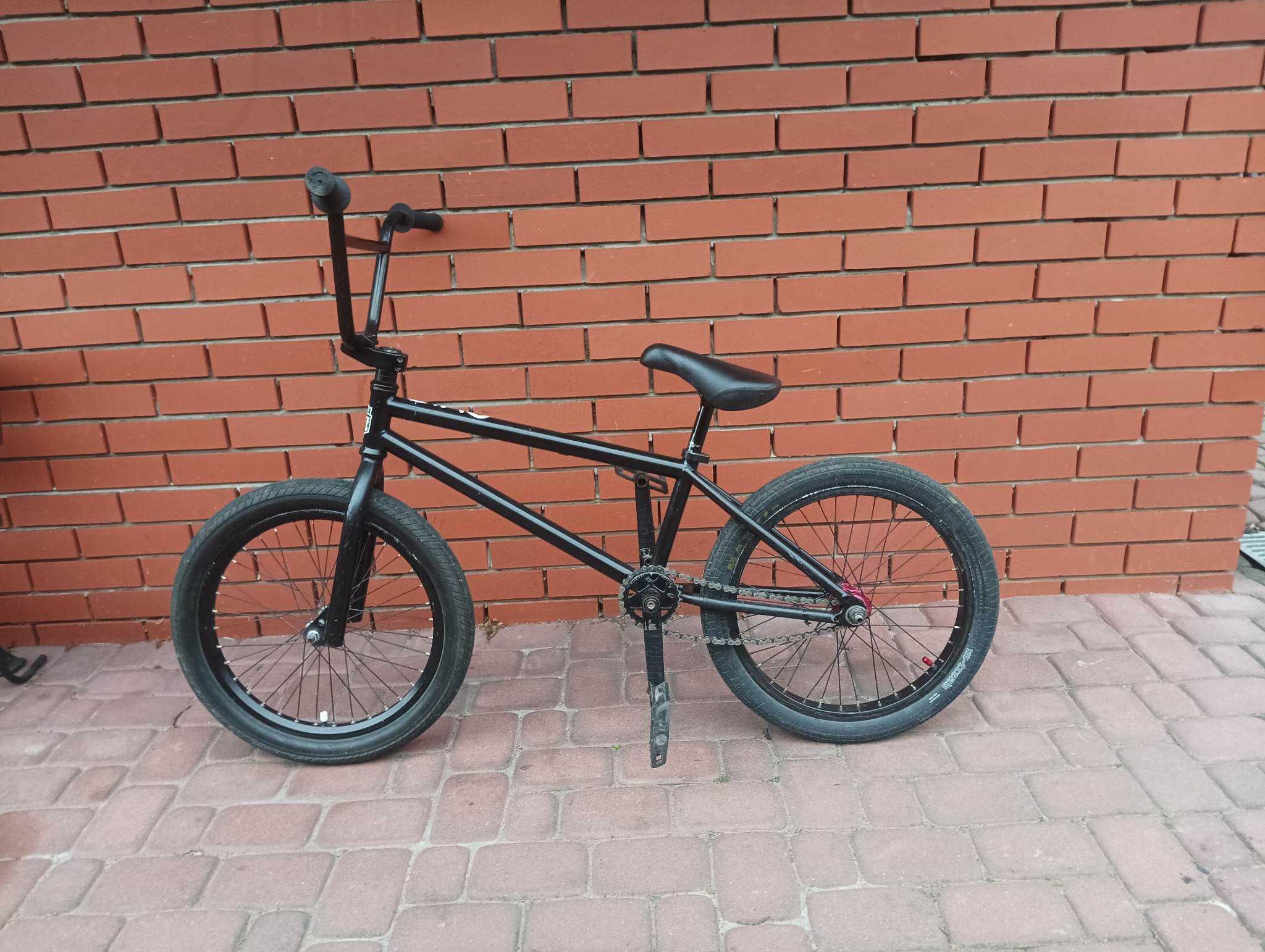 rower bmx na markowych częściach