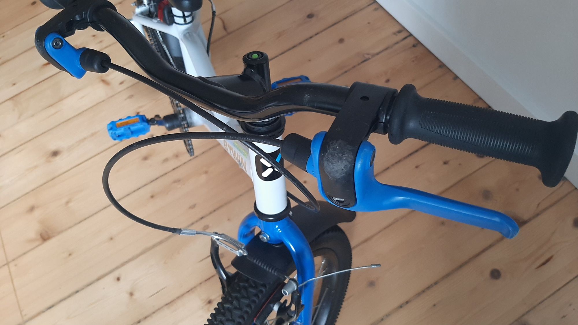 Rowerek Btwin Astronaut 500 16"