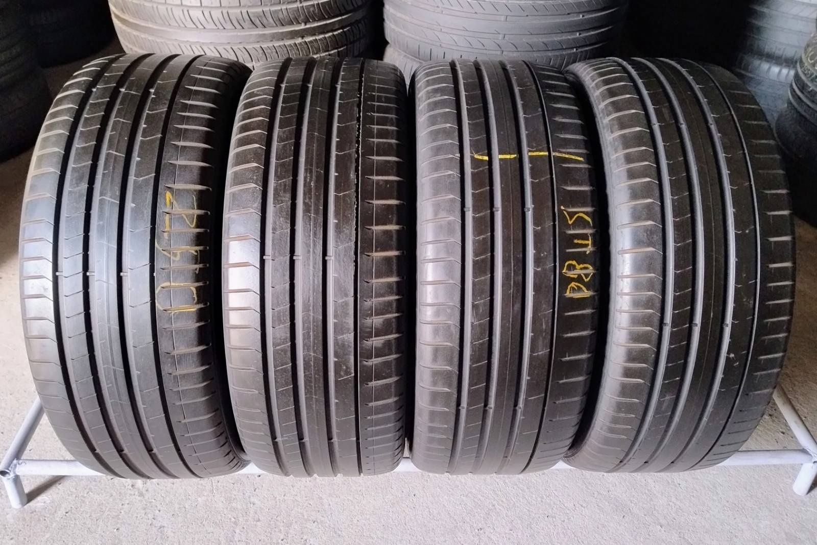 Шини б в літні R21 255/40 Pirelli PZero