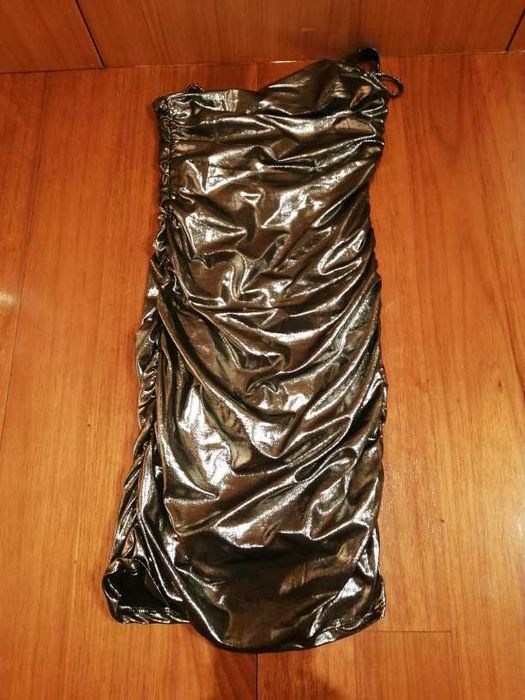 Vestido Stradivarius
