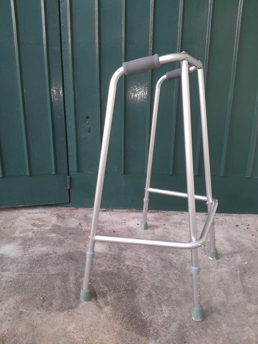 ANDARILHO em alumínio