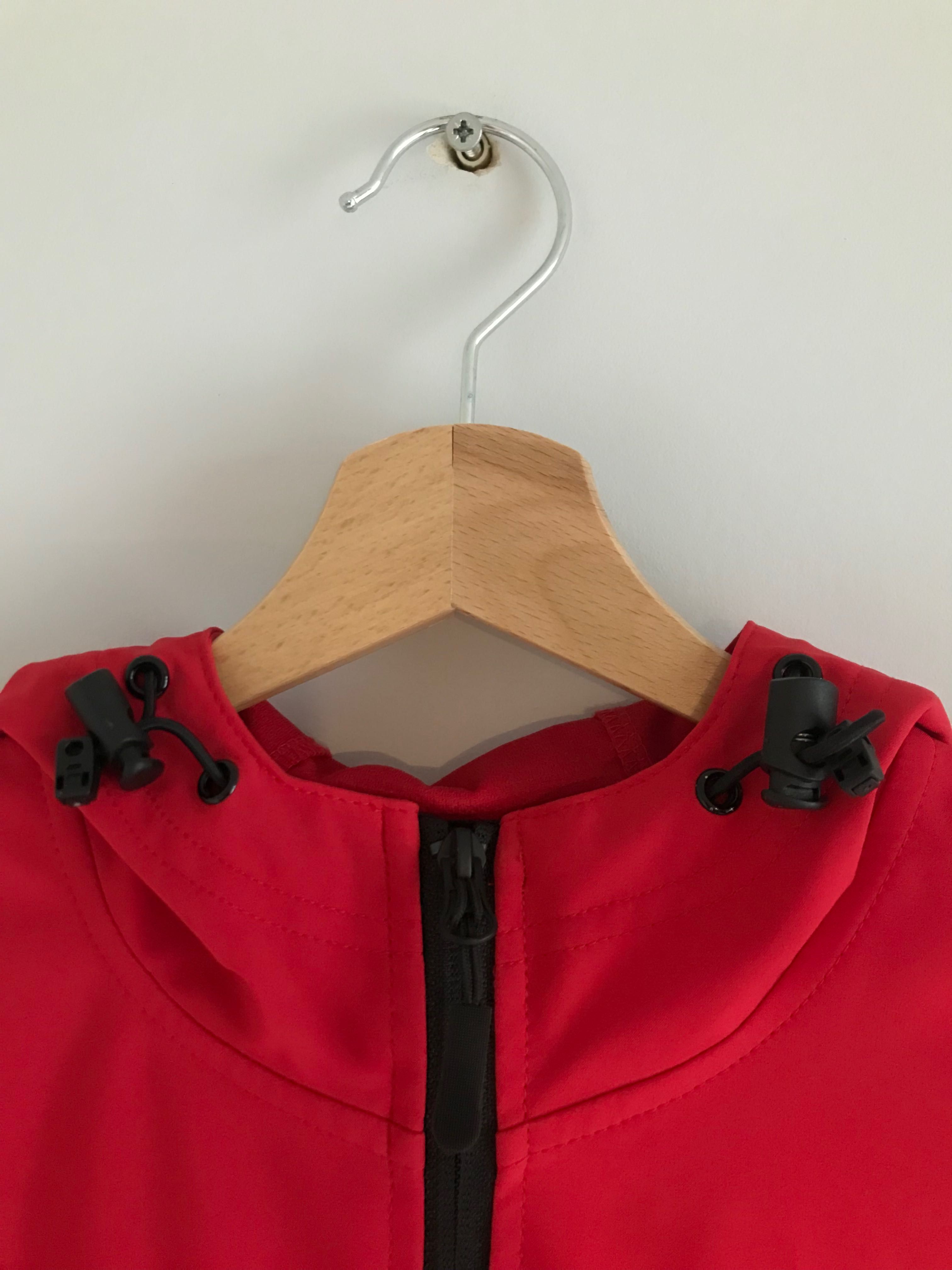 Nowa kurtka damska jesienna softshell/wiatrówka rozm M