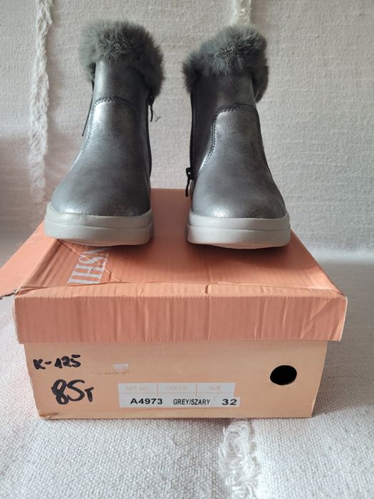 Nowe kozaki dziewczęce rozm.32