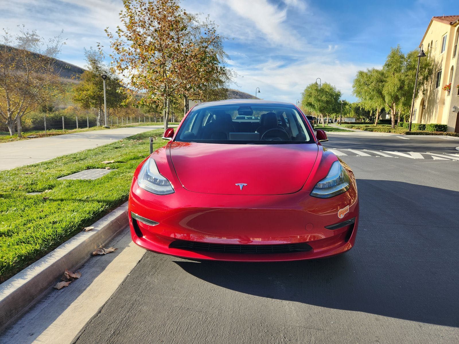 Tesla Model 3 Long Range усиленная батарея на 600 км