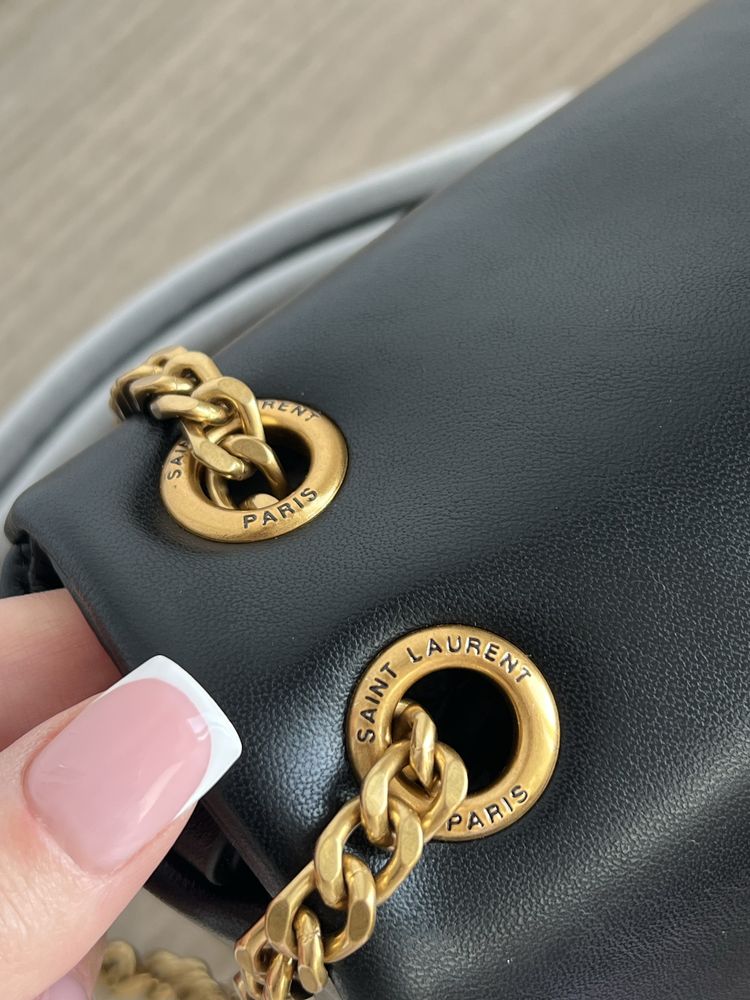 Сумка YSL Yves Saint Laurent Calypso Small in Plunged Lambskin