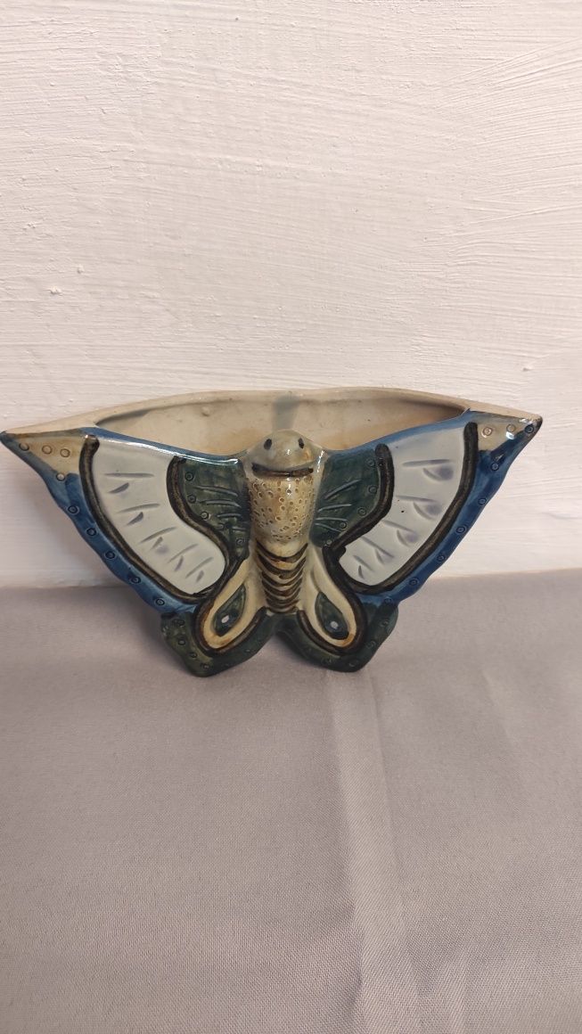 Motyl ceramiczny do powieszenia na grzejnik