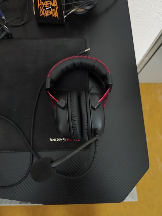 Fones Hyperx Cloud 2 COMO NOVOS!