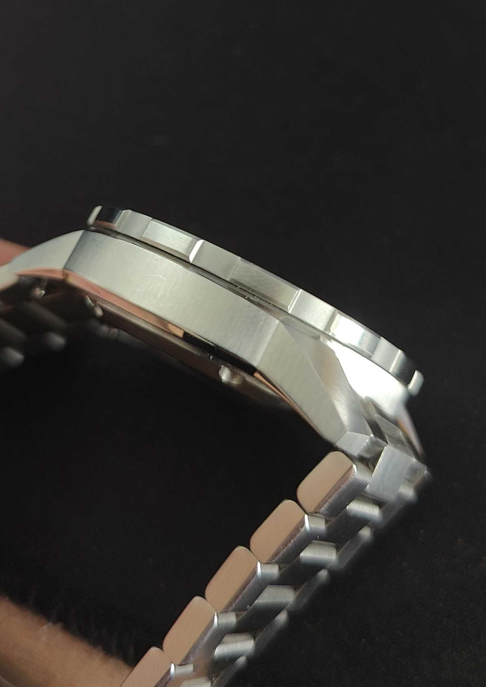 Zelos Swordfish 42mm zegarek