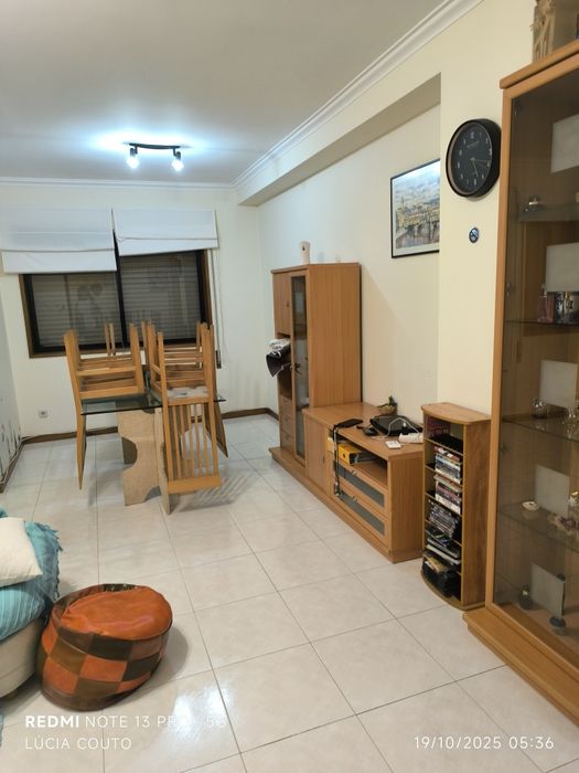 T3 mobilado em Amorosa.