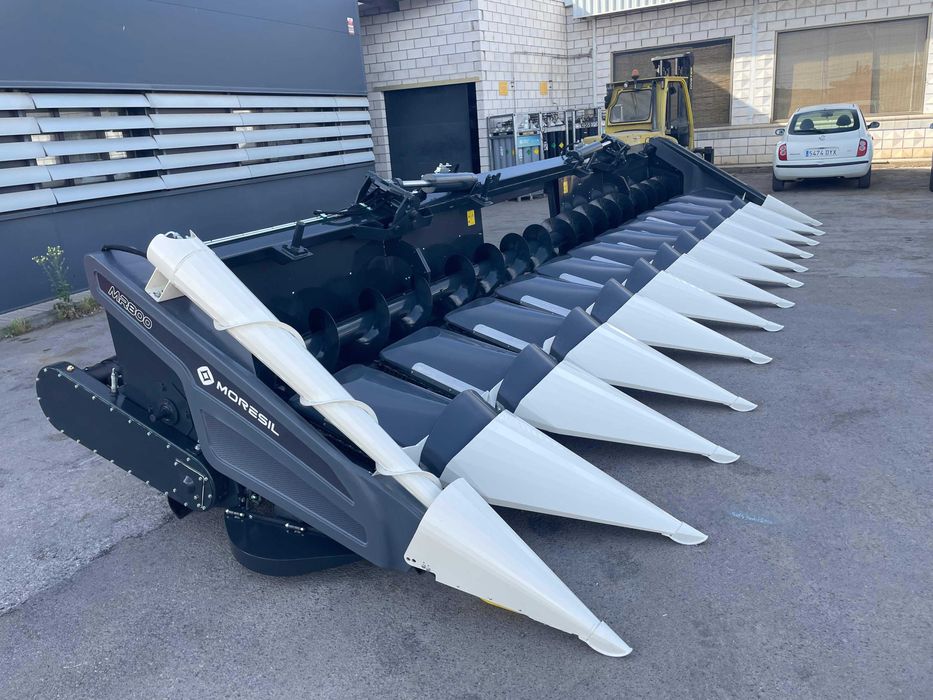 Nowa przystawka do kukurydzy 12 rzędów MORESIL 12-75F Składana | 2025