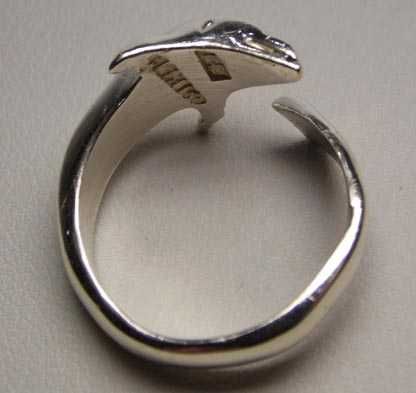 Srebrny pierścionek delfin Meksyk R.14.