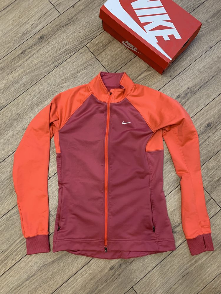 Жіноча кофта Nike